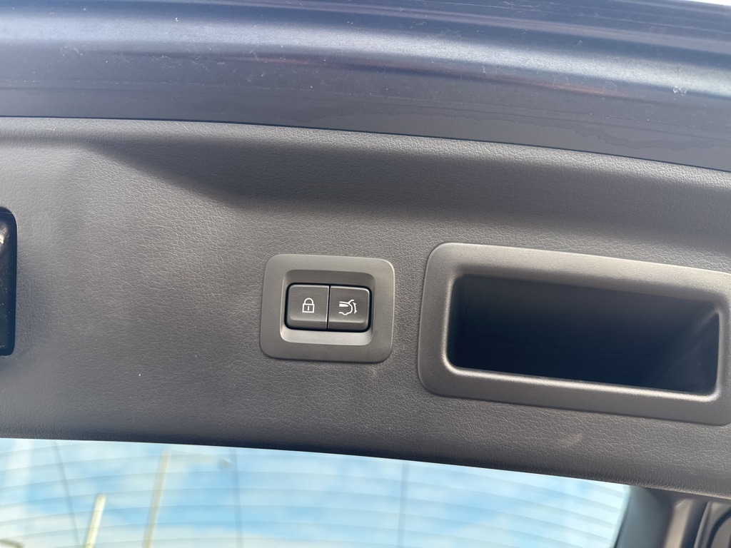 2025 MAZDA CX-90 - Image 31