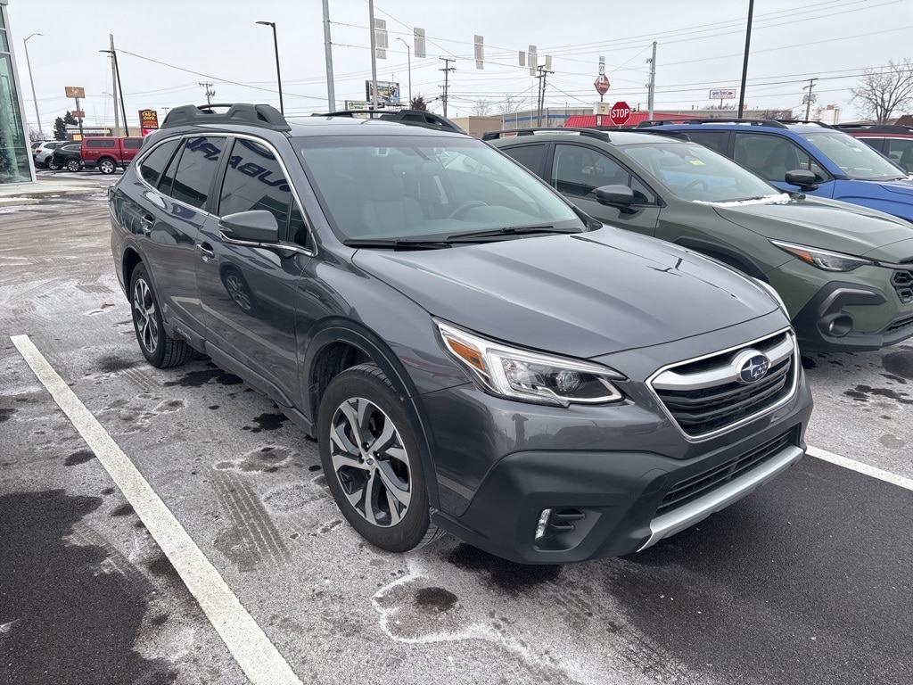 2022 Subaru Outback Limited's photo