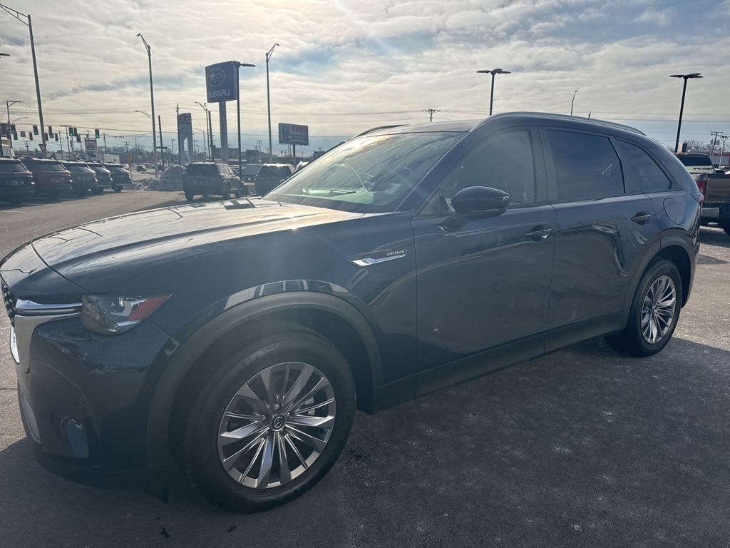 2025 MAZDA CX-90 - Image 3