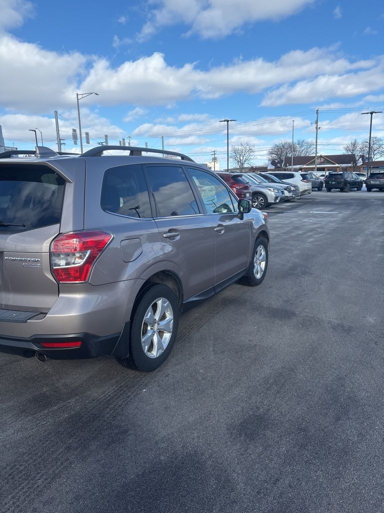 2016 SUBARU FORESTER - Image 5