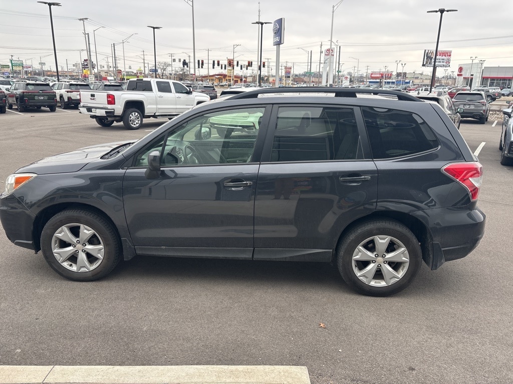 2016 SUBARU FORESTER - Image 6