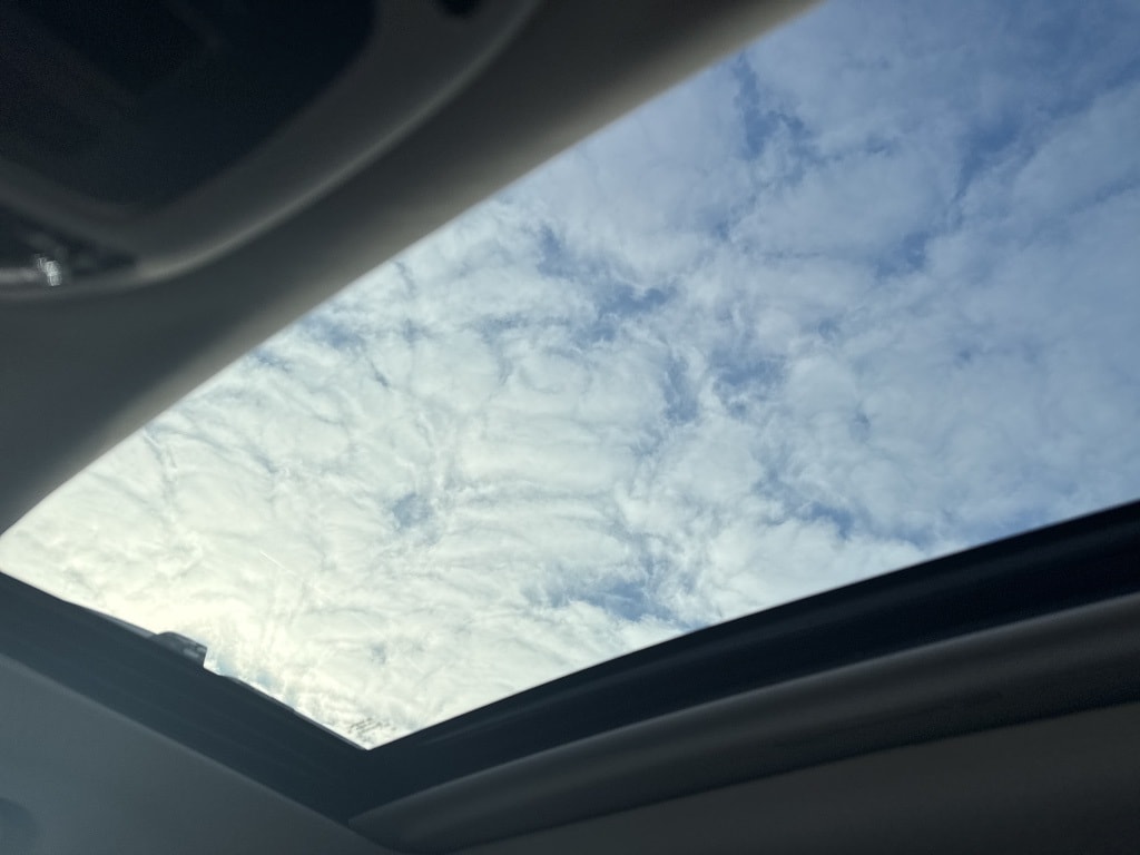 2024 SUBARU OUTBACK - Image 21