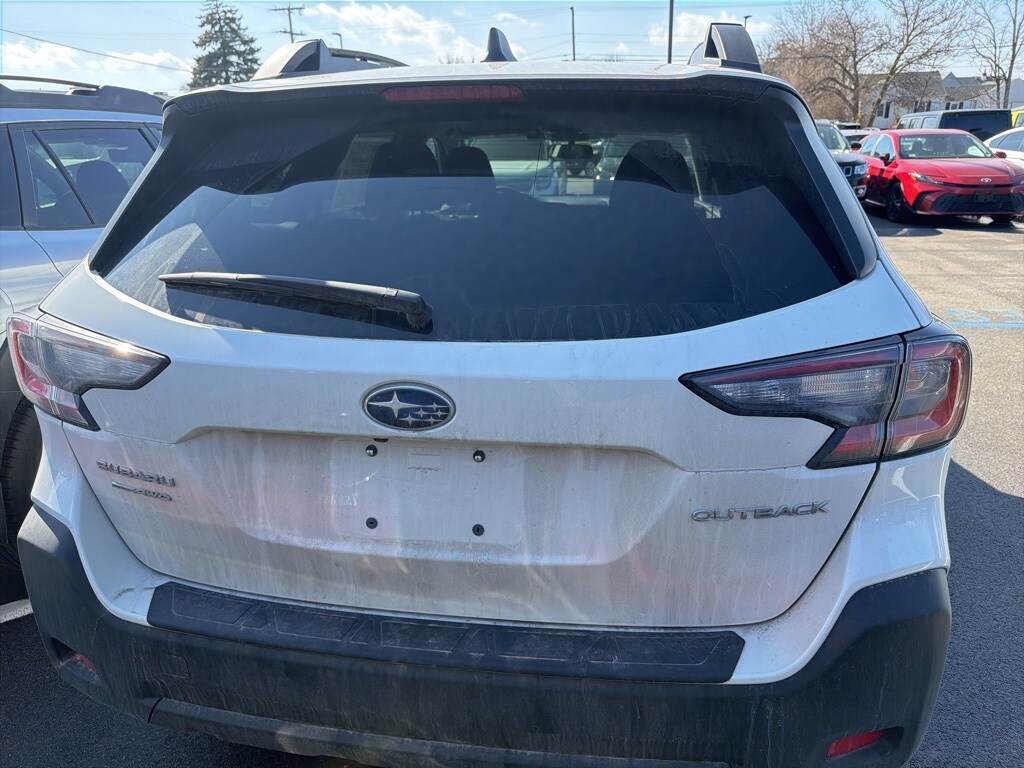 2025 SUBARU OUTBACK - Image 4