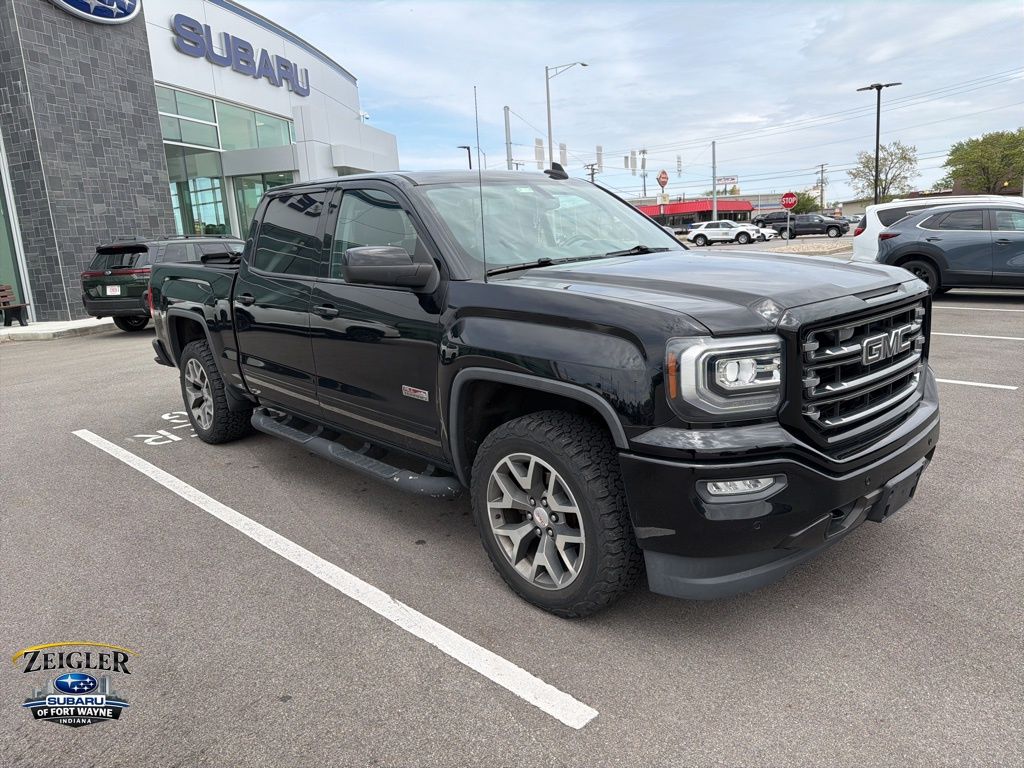 2017 GMC Sierra 4WD Crew Cab Short Box SLT's photo