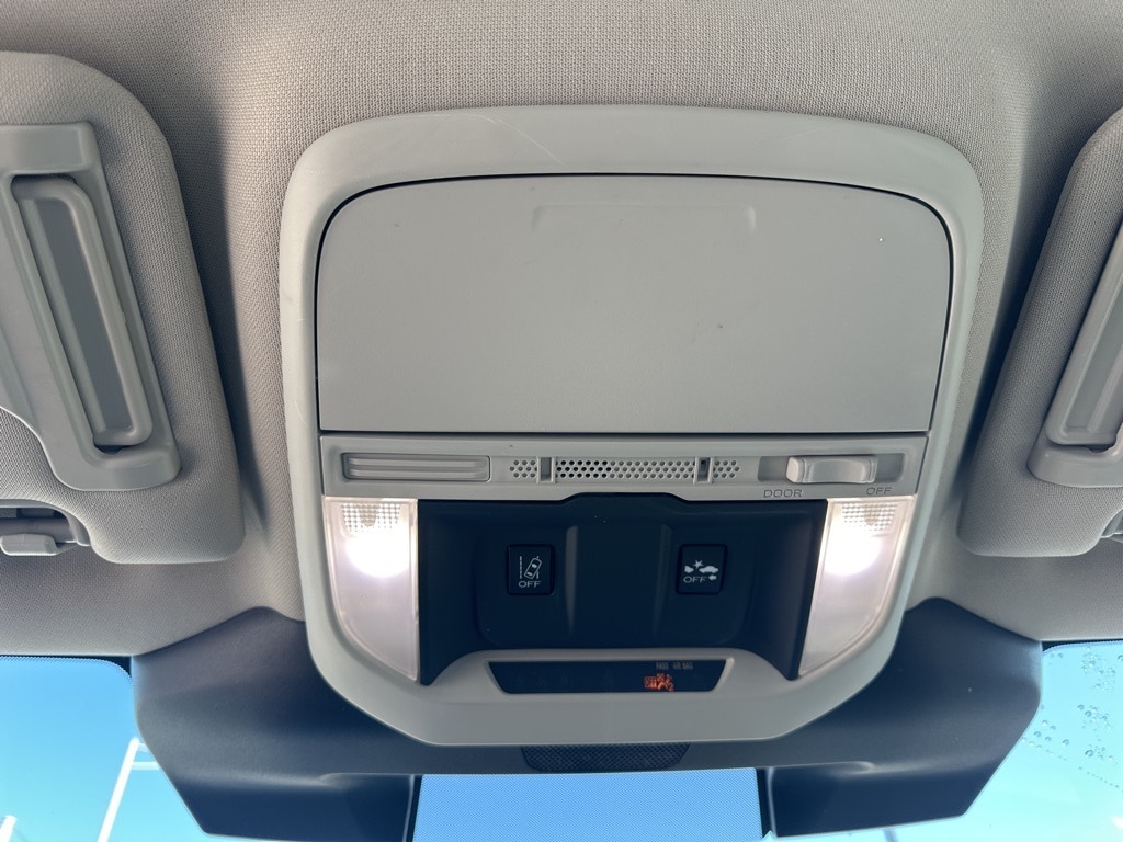 2023 SUBARU FORESTER - Image 21