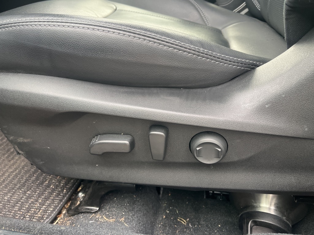 2023 SUBARU FORESTER - Image 9