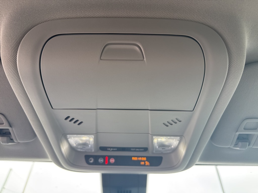 2024 CHEVROLET EQUINOX - Image 18