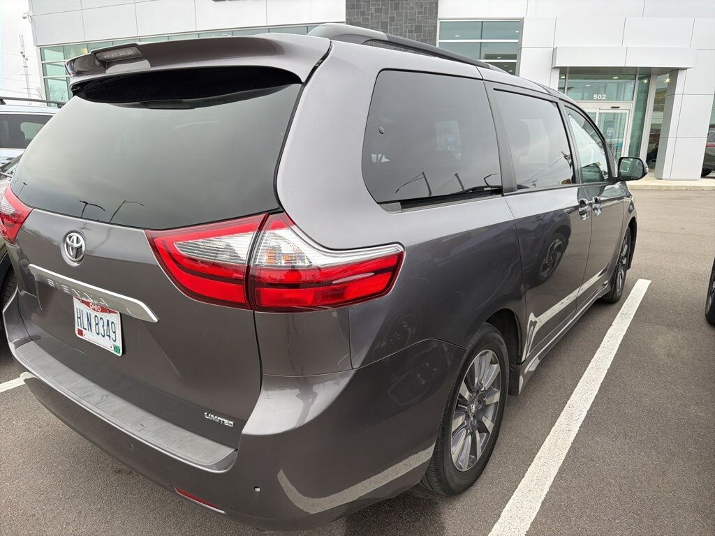 Used 2020 Toyota Sienna Limited Premium Minivan/Van