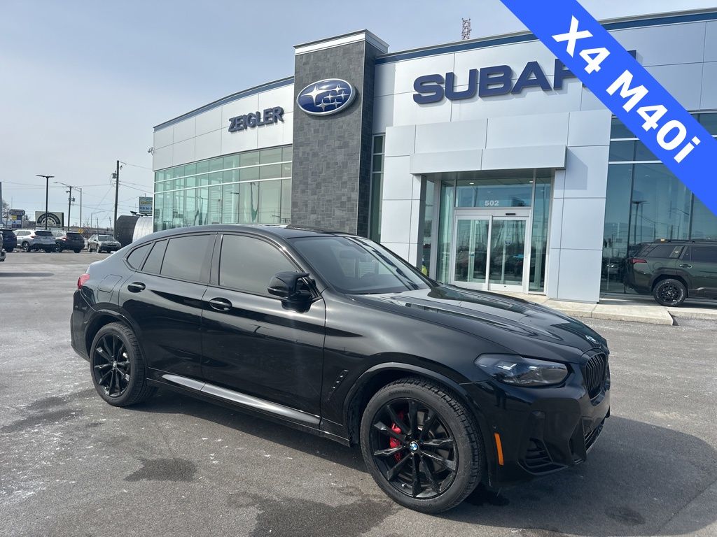 2024 BMW X4 M40i's photo