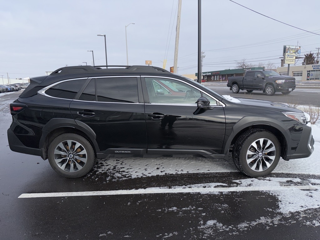2023 SUBARU OUTBACK - Image 2