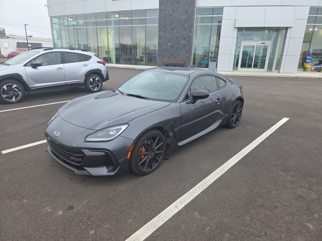 2024 Subaru BRZ tS photo 3