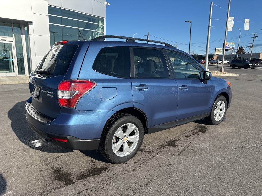 2015 SUBARU FORESTER - Image 6