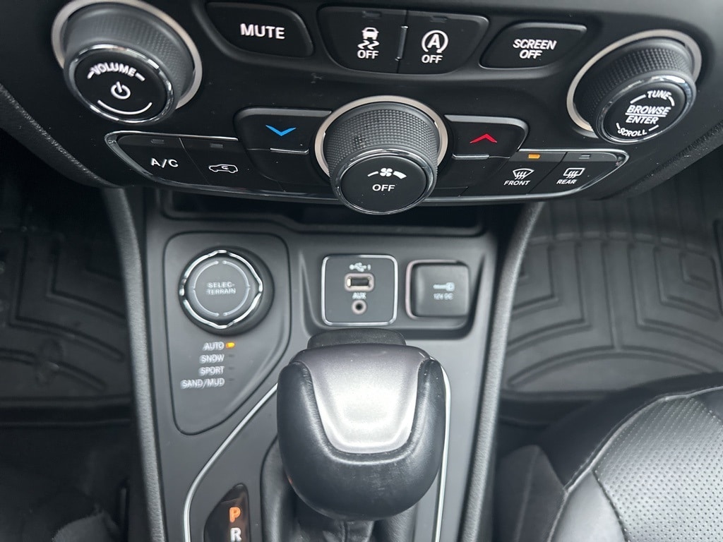 2021 JEEP CHEROKEE - Image 18