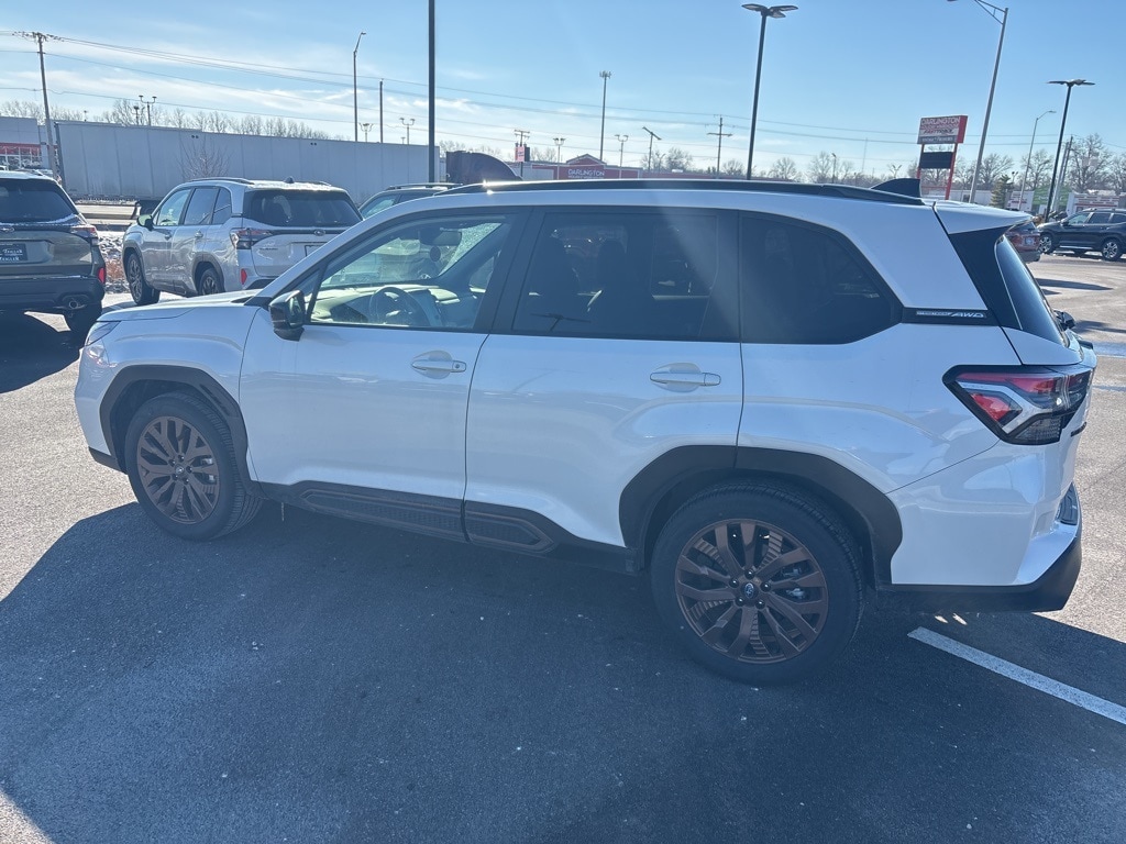 2025 SUBARU FORESTER - Image 8