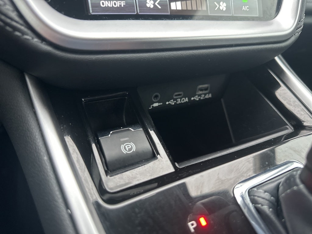 2023 SUBARU OUTBACK - Image 17