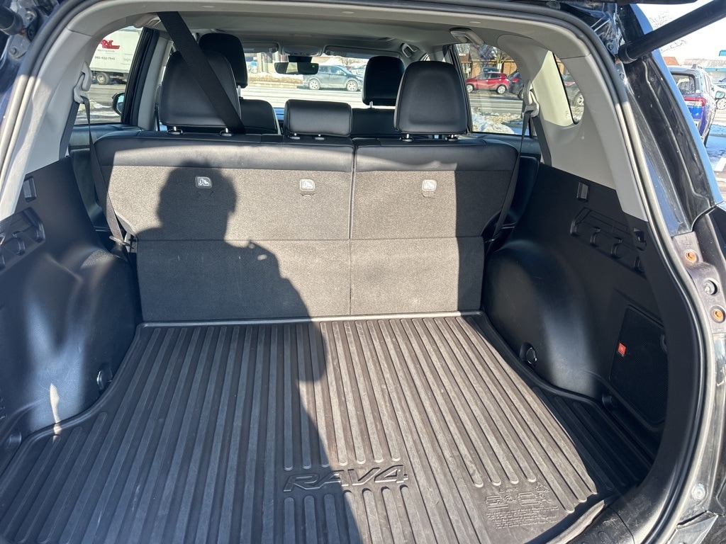 2018 TOYOTA RAV4 - Image 20