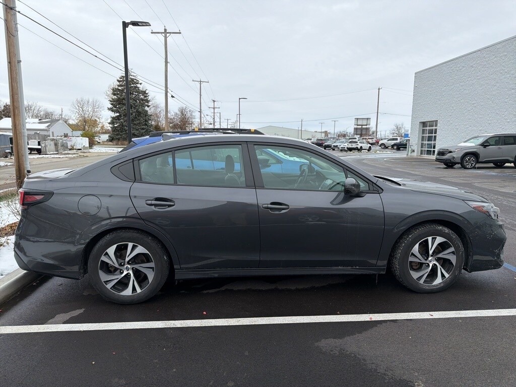 2024 Subaru Legacy Premium photo 2