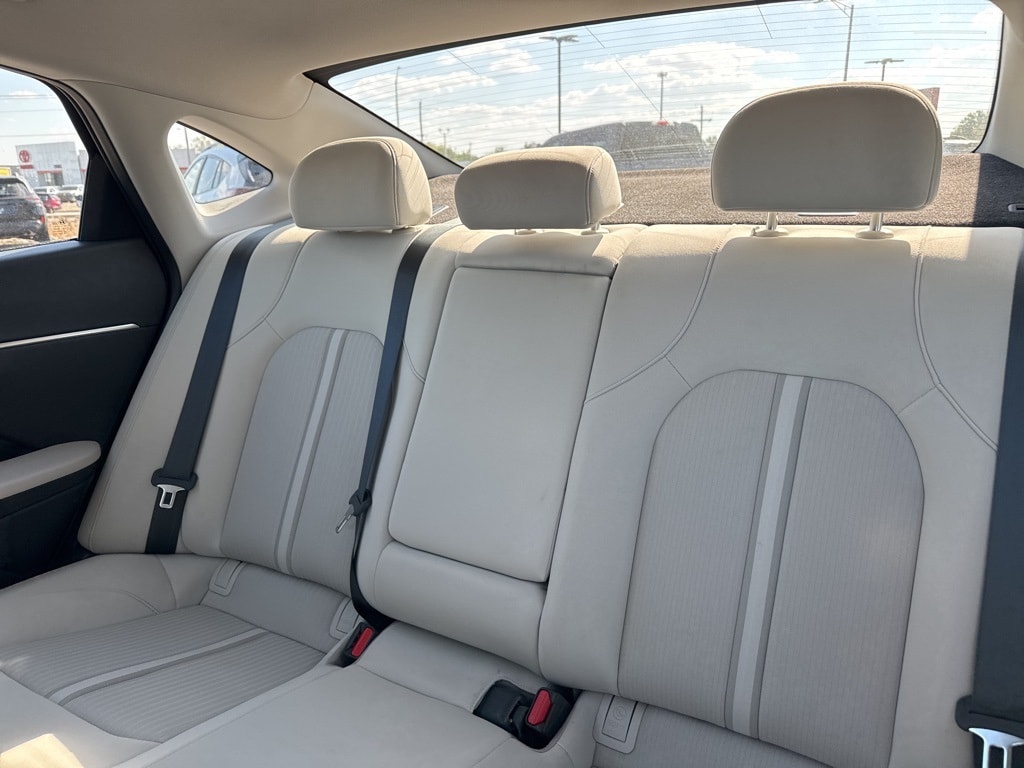 2023 HYUNDAI SONATA - Image 21