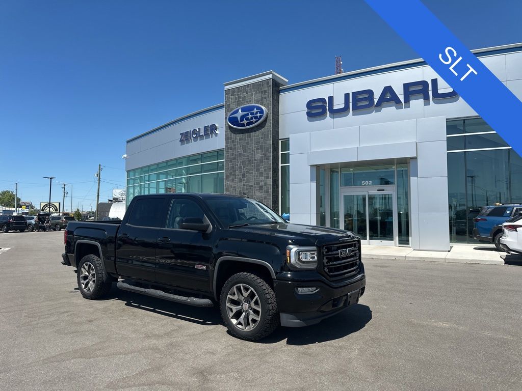 2017 GMC Sierra 4WD Crew Cab Short Box SLT's photo