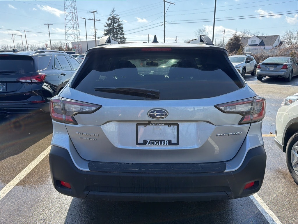 2025 SUBARU OUTBACK - Image 3
