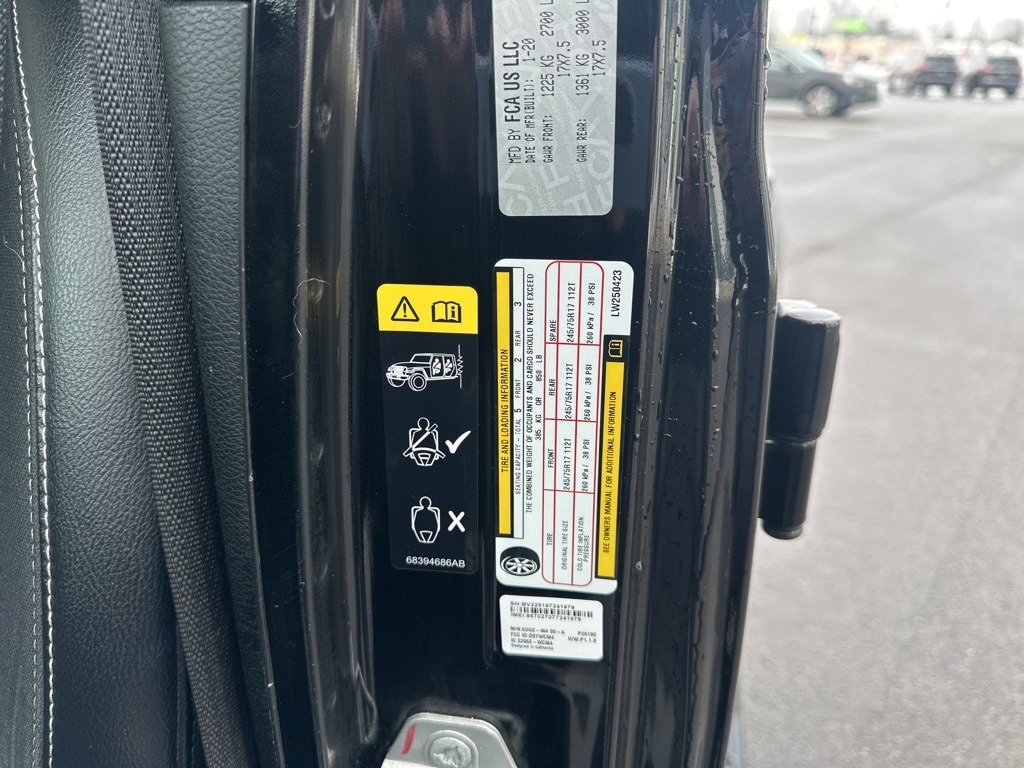 2020 JEEP WRANGLER - Image 13