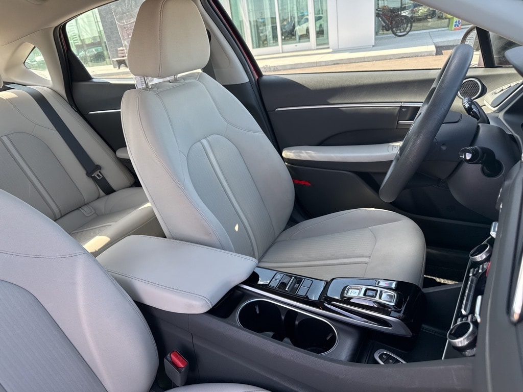 2023 HYUNDAI SONATA - Image 7
