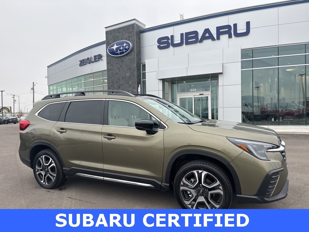 2025 Subaru Ascent Limited's photo