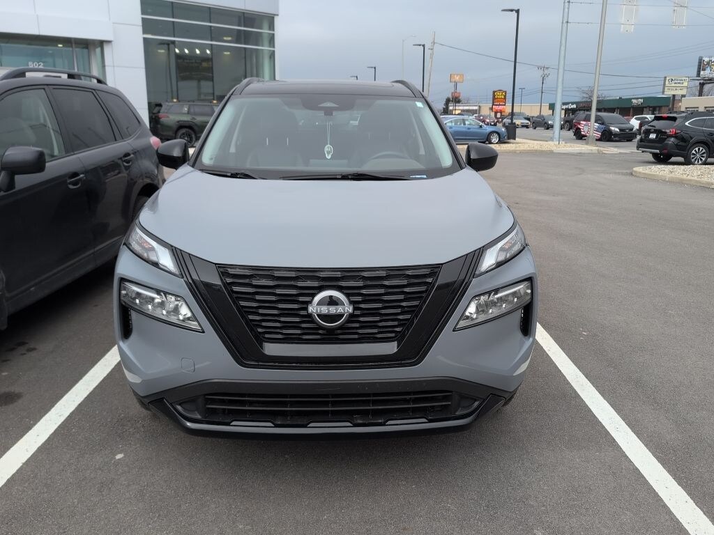 Used 2023 Nissan Rogue SV SUV