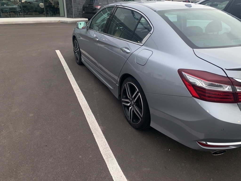 Used 2017 Honda Accord Touring Sedan
