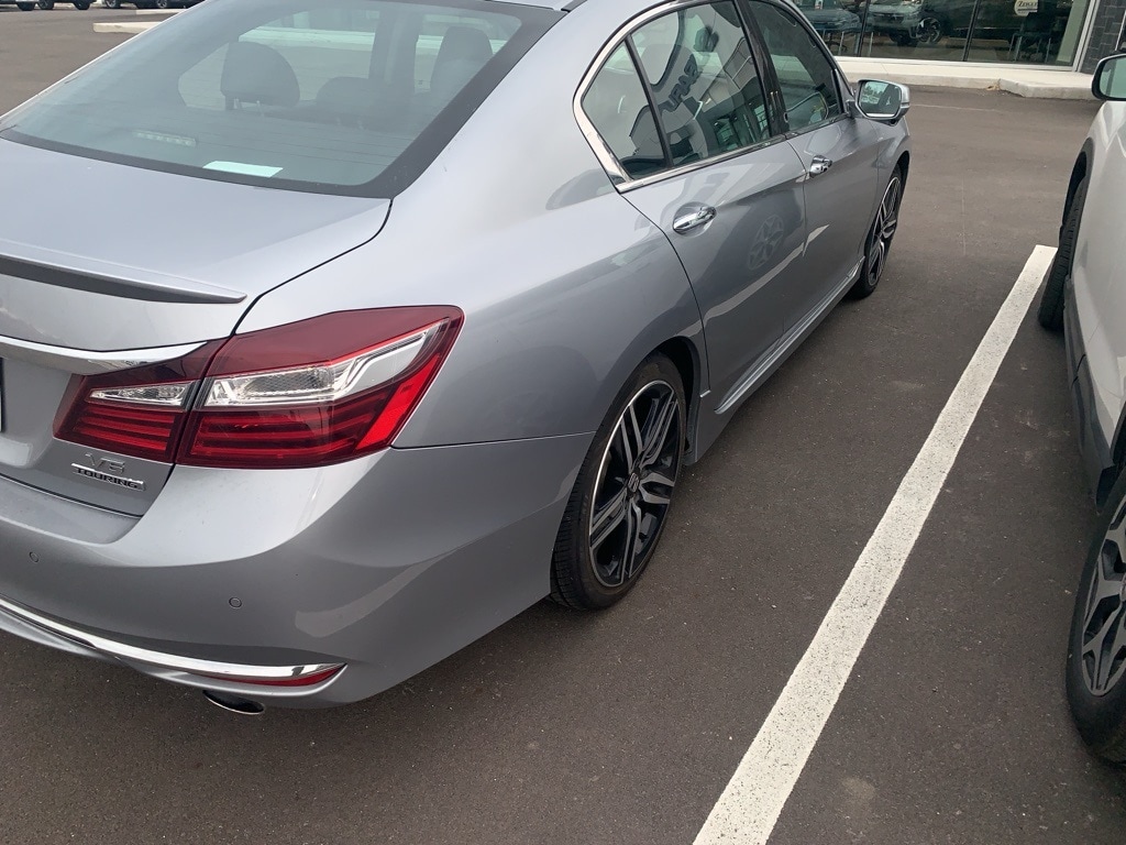 Used 2017 Honda Accord Touring Sedan