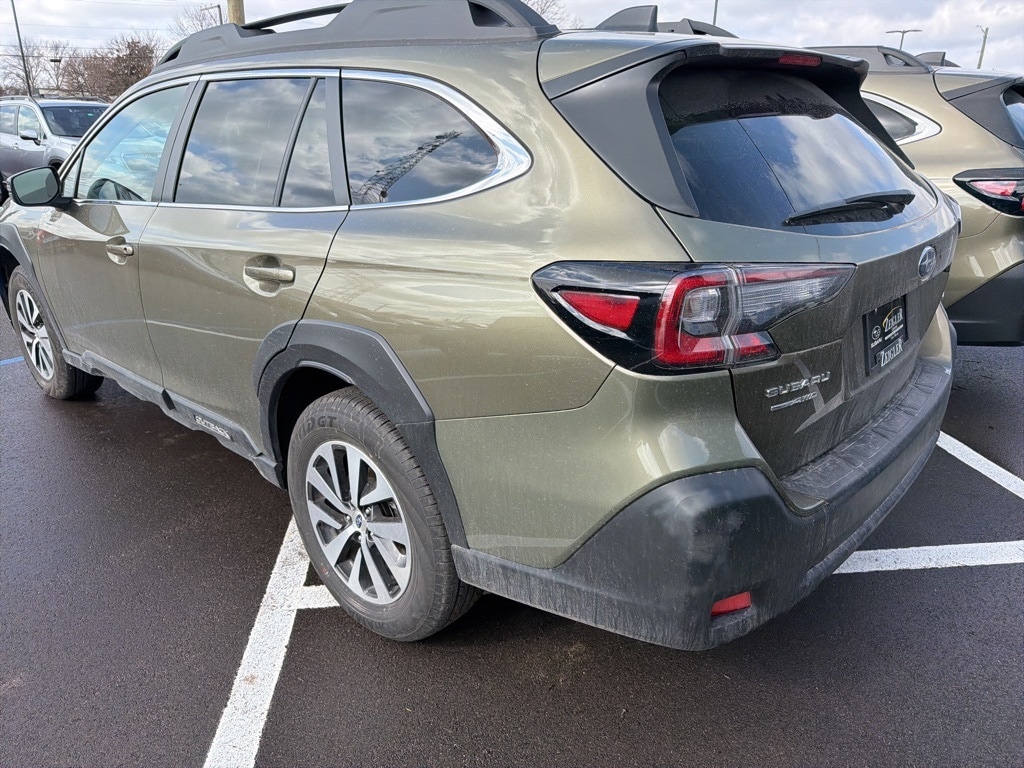 2025 SUBARU OUTBACK - Image 4