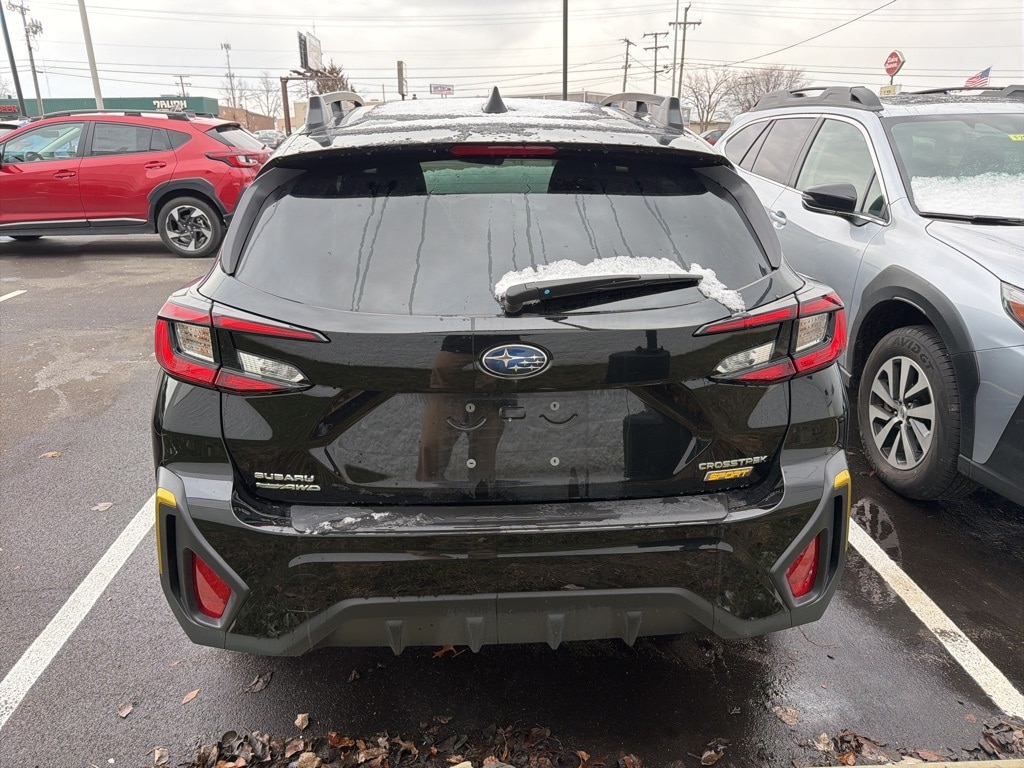2025 SUBARU CROSSTREK - Image 3