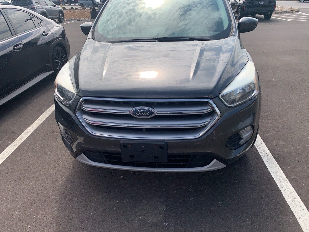 2017 Ford Escape SE photo 4