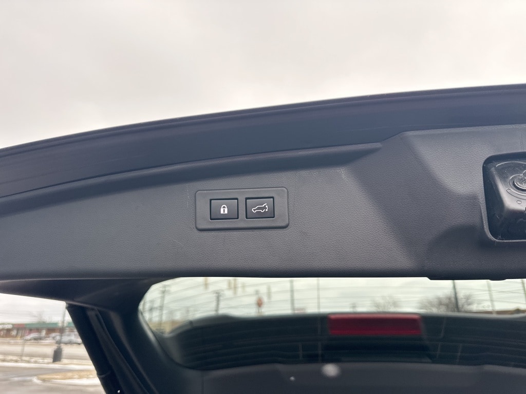 2023 SUBARU OUTBACK - Image 31