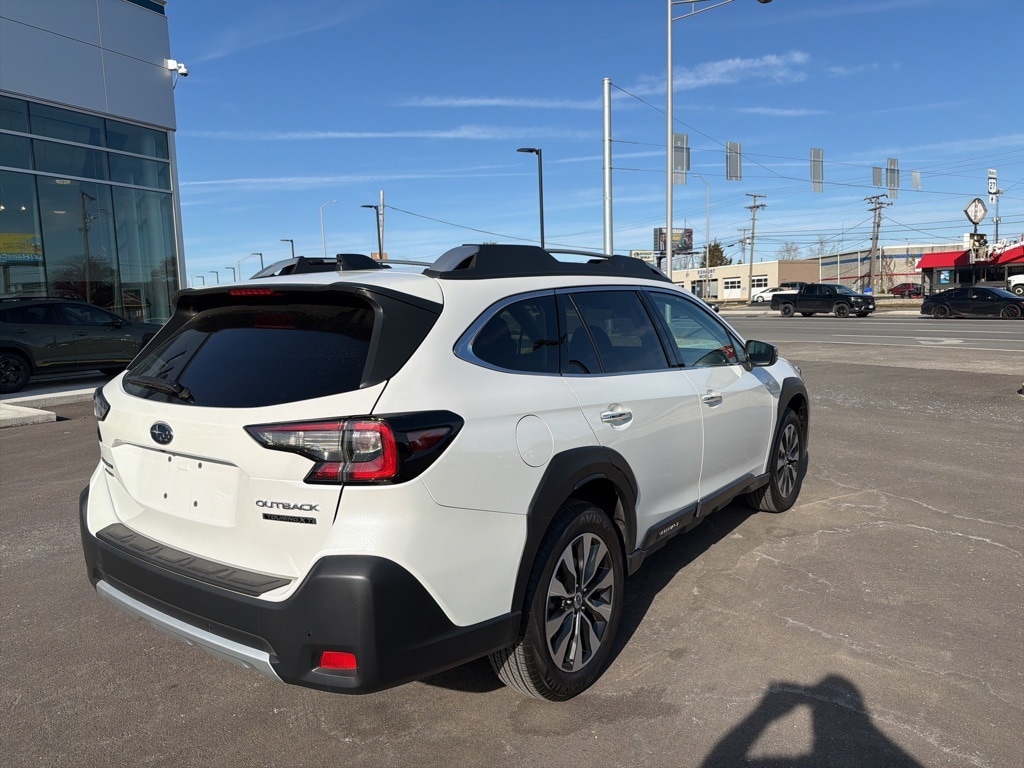 Used 2025 Subaru Outback Touring XT SUV