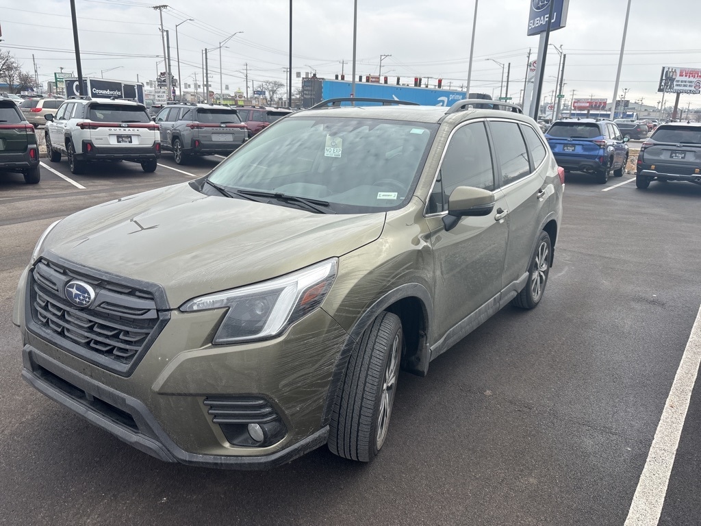 2023 SUBARU FORESTER - Image 2