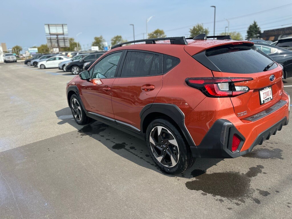 2025 Subaru Crosstrek Limited photo 2