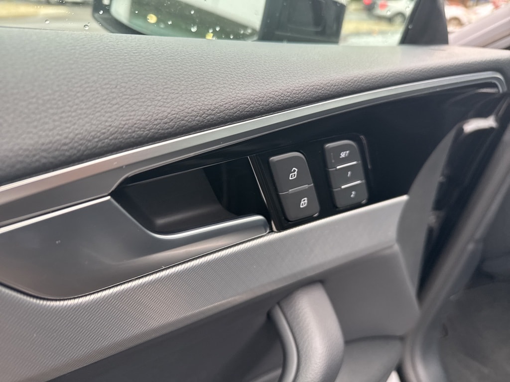 2025 AUDI A5 - Image 9