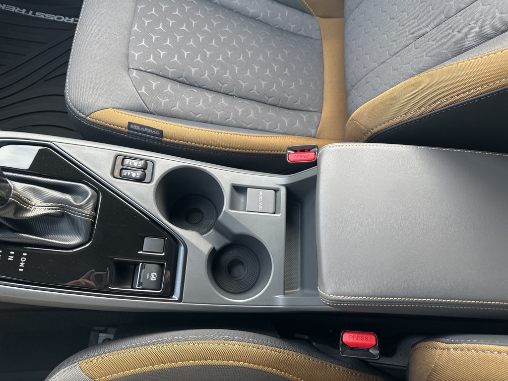 2025 SUBARU CROSSTREK - Image 18