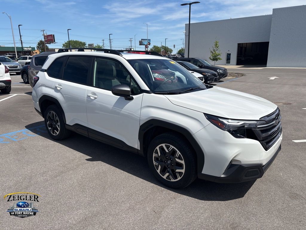 2025 Subaru Forester Premium's photo