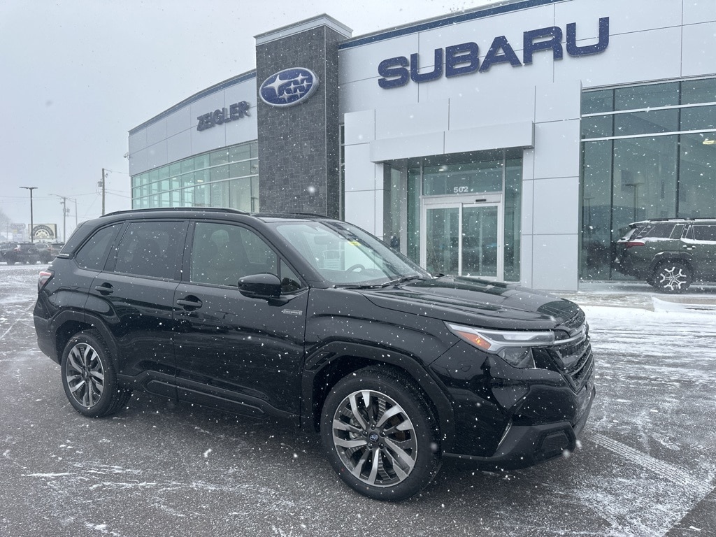 2025 Subaru Forester Touring's photo