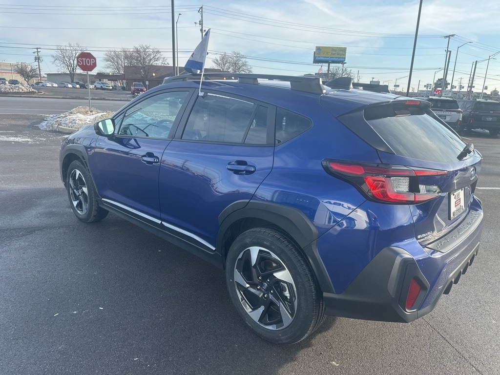 2025 SUBARU CROSSTREK - Image 4