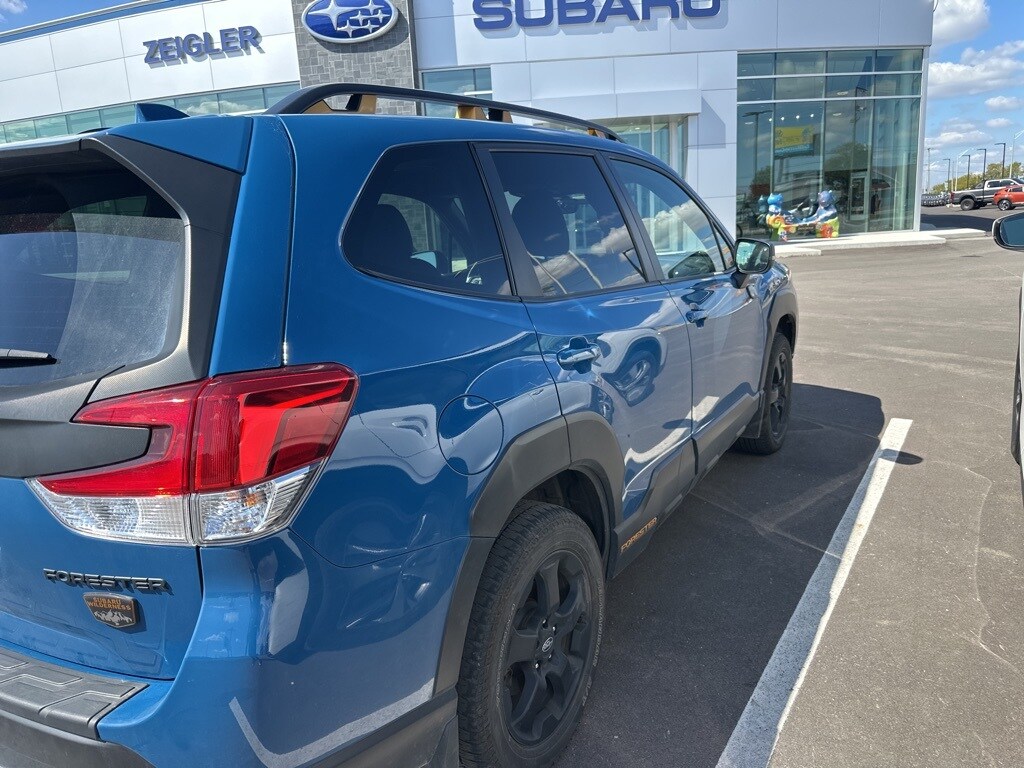 2022 Subaru Forester Wilderness photo 3