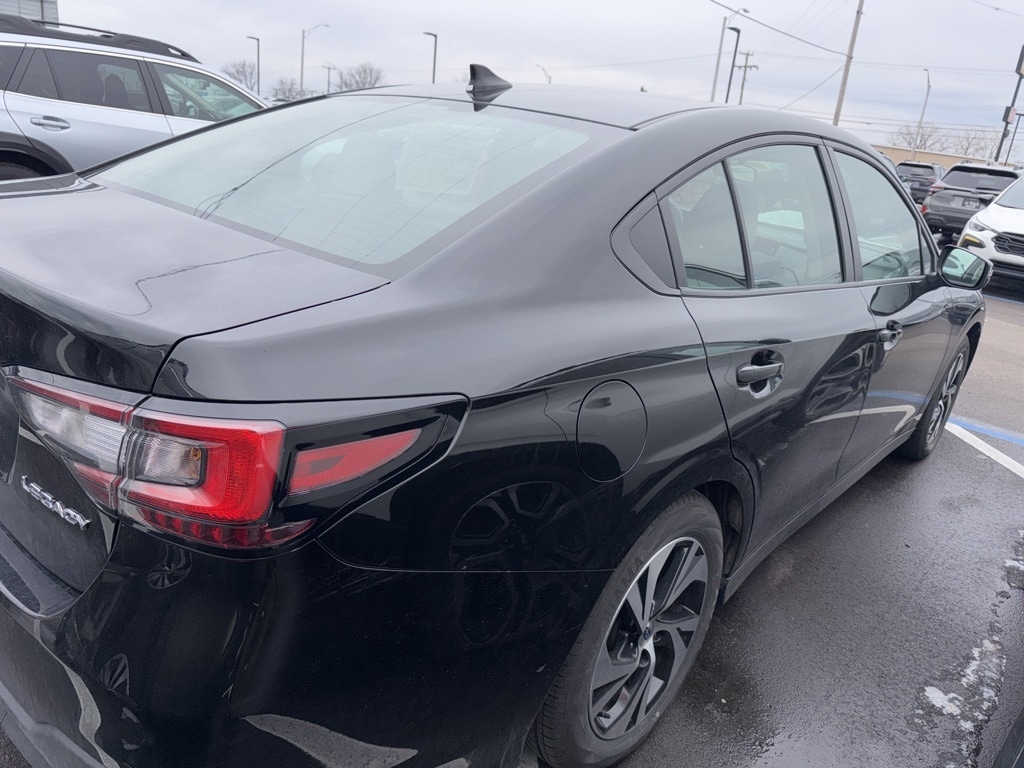 2025 SUBARU LEGACY - Image 2