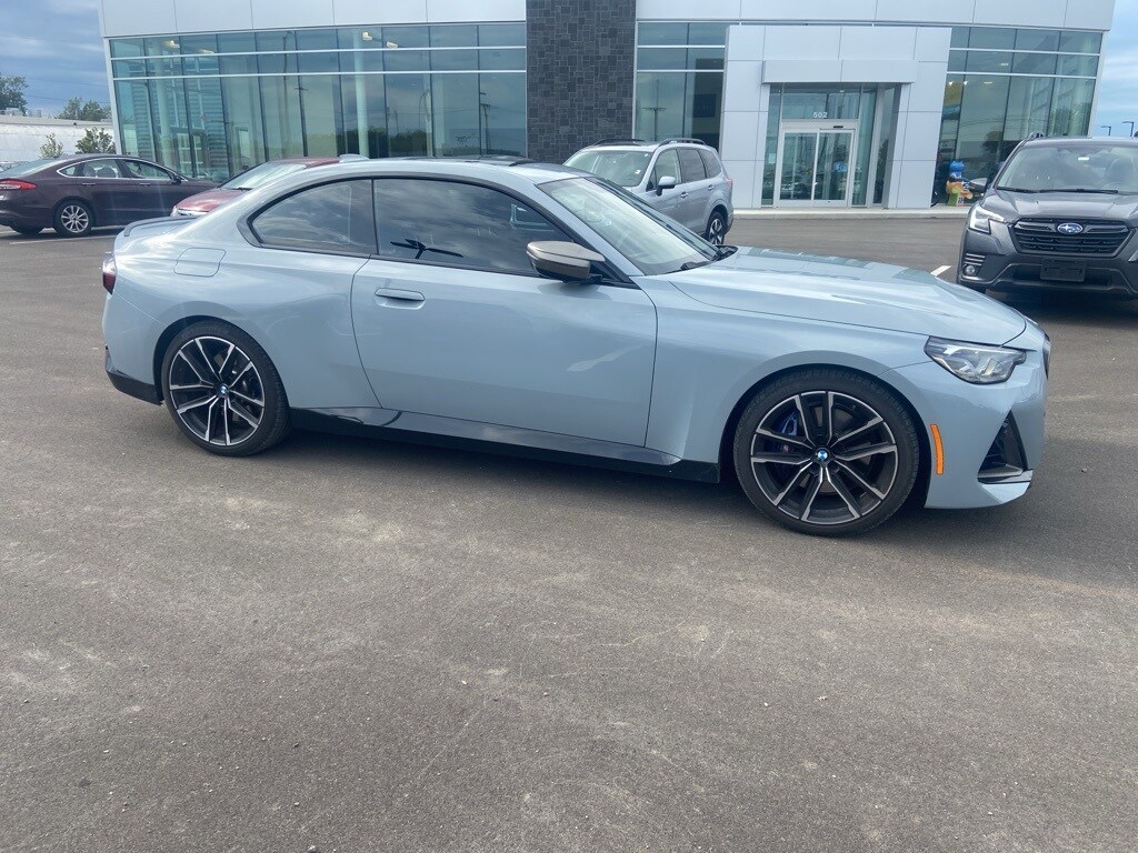 2022 Bmw M240i xDrive photo 2