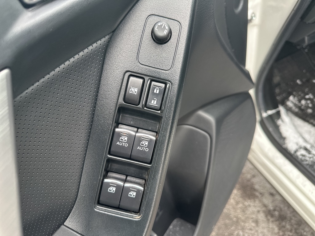 2018 SUBARU FORESTER - Image 10