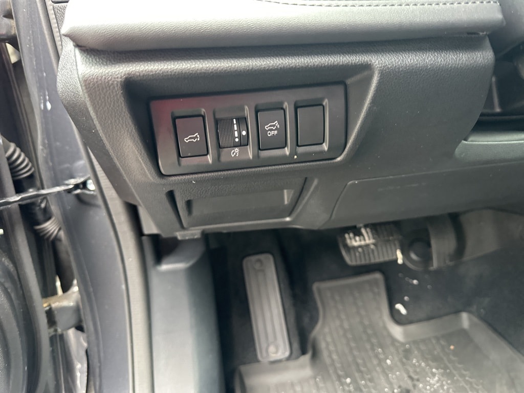 2023 SUBARU OUTBACK - Image 11