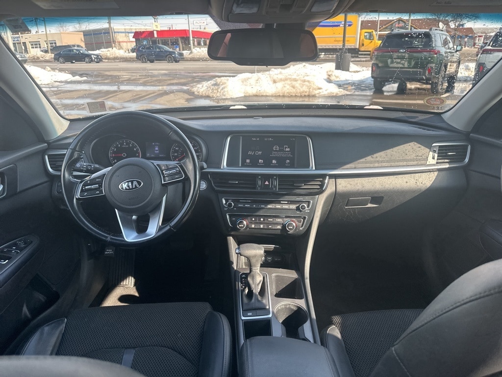 2019 KIA OPTIMA - Image 27