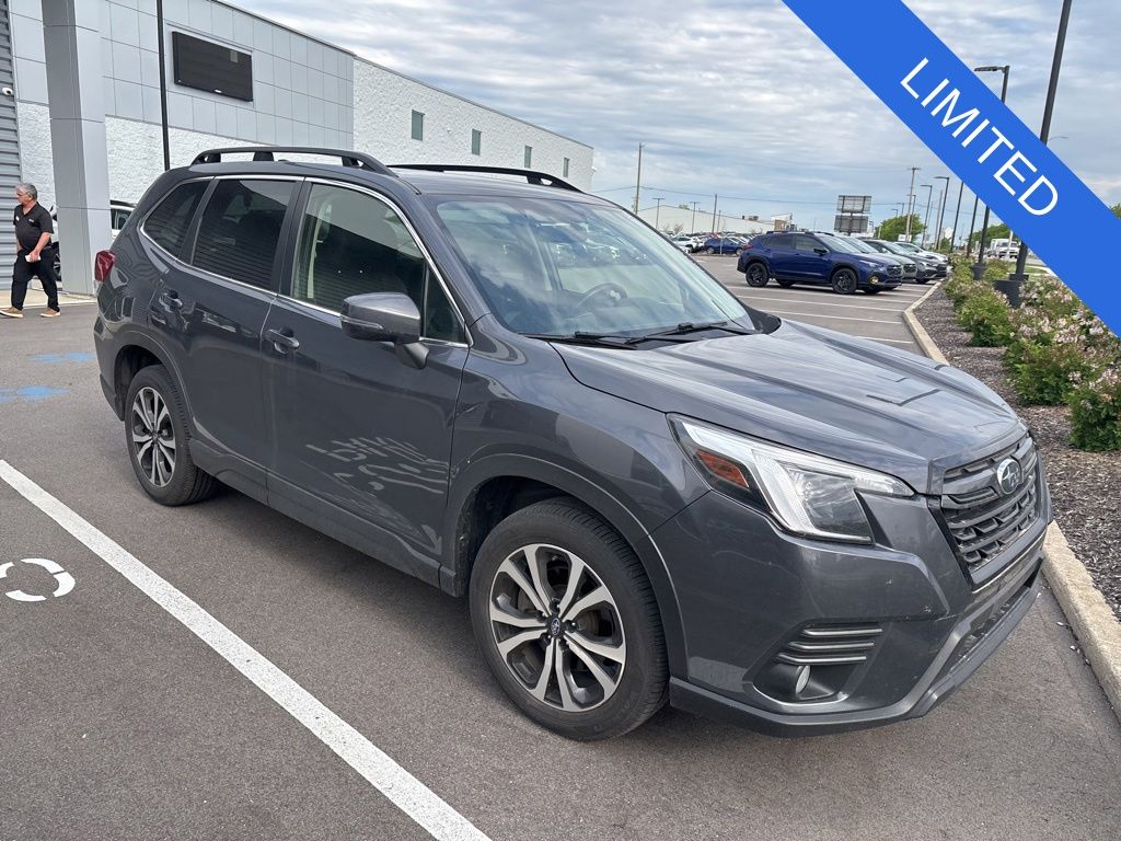 2022 Subaru Forester Limited's photo