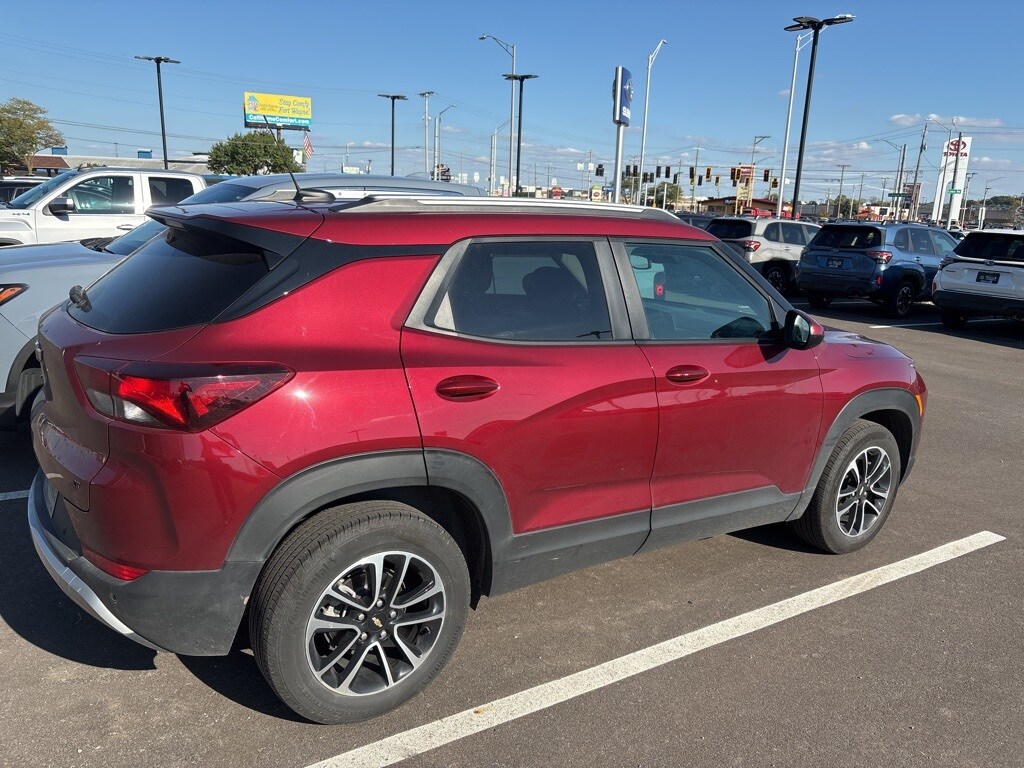 2024 Chevrolet Trailblazer LT photo 4